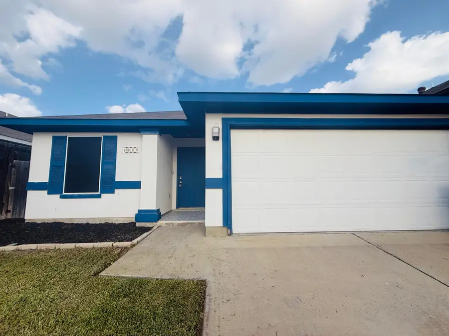 811 Bartolome Ln, Laredo, TX 78046 - #2