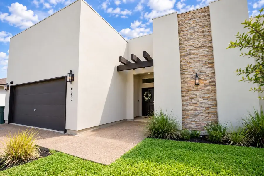 6108 Maryam Dr., Laredo, TX 78046 - #2