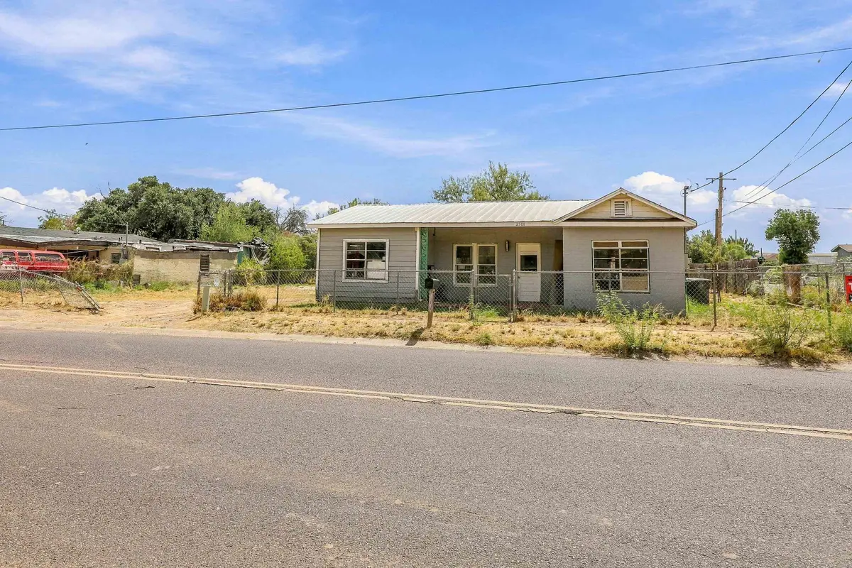 2501 Corpus Christi St, Laredo, TX 78043 - #1