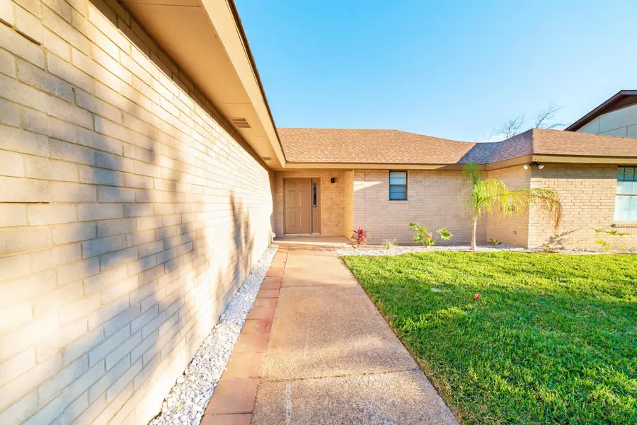 8655 Northridge Lp, Laredo, TX 78045 - #3