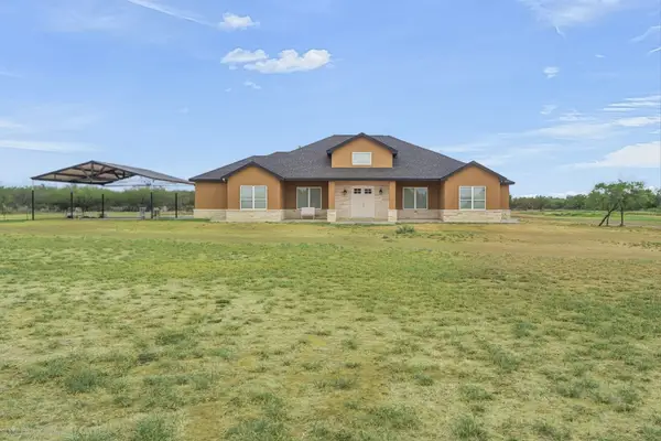 275 Jefferies Rd., Laredo, TX 78045-3719
