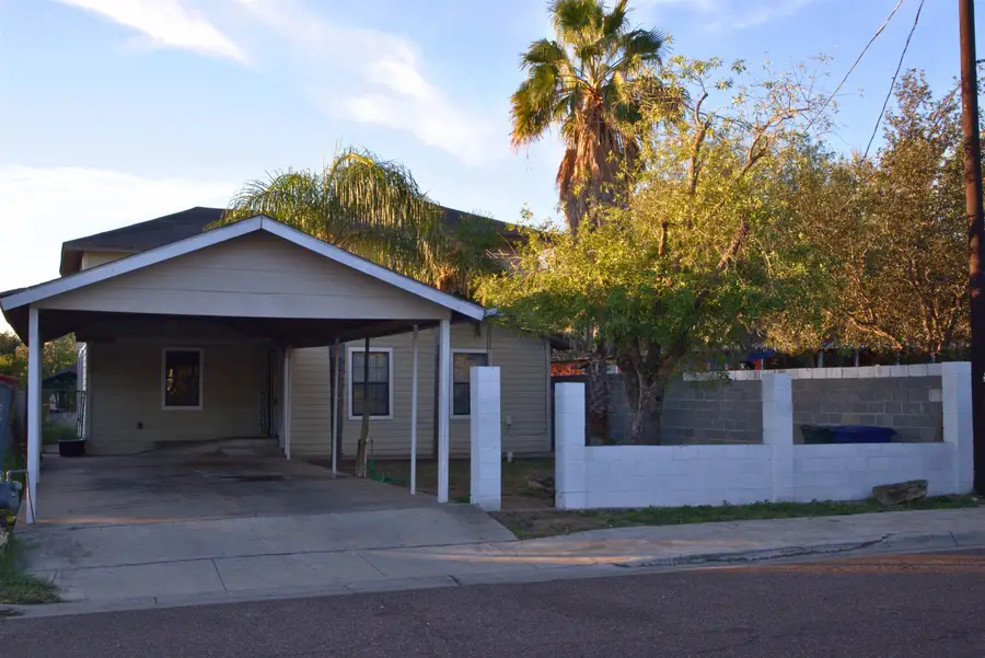 3305 Corpus Christi St, Laredo, TX 78043 - #2