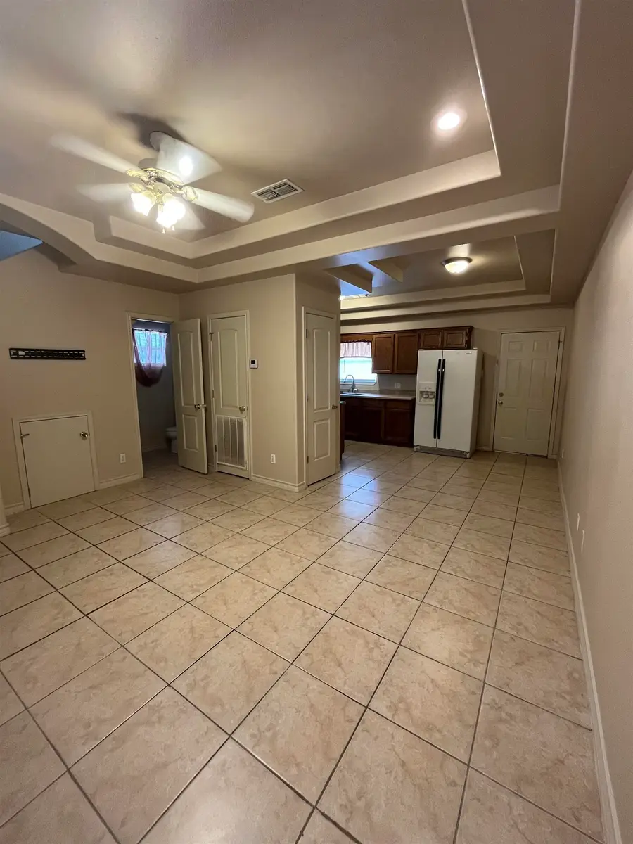 2803 Bayard St, Laredo, TX 78046-8259 - #3