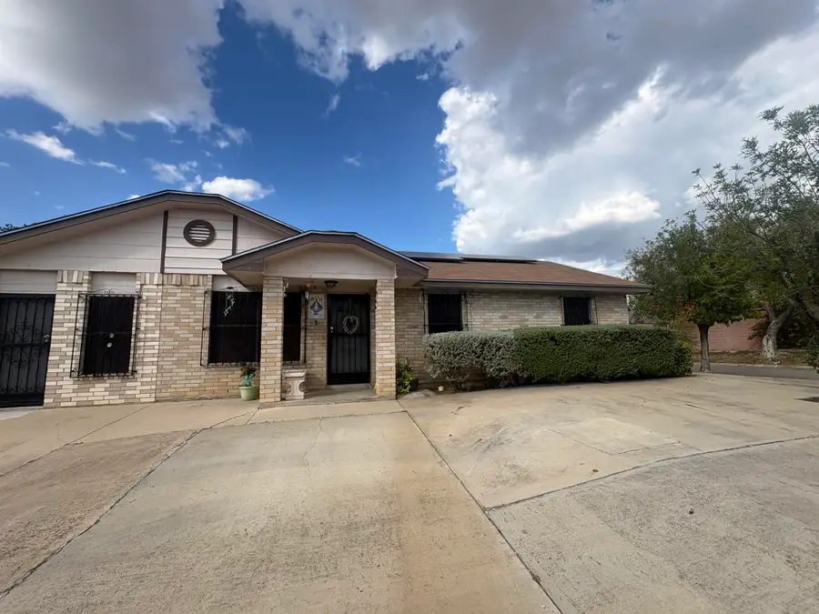 5710 Cactus Dr, Laredo, TX 78041 - #2
