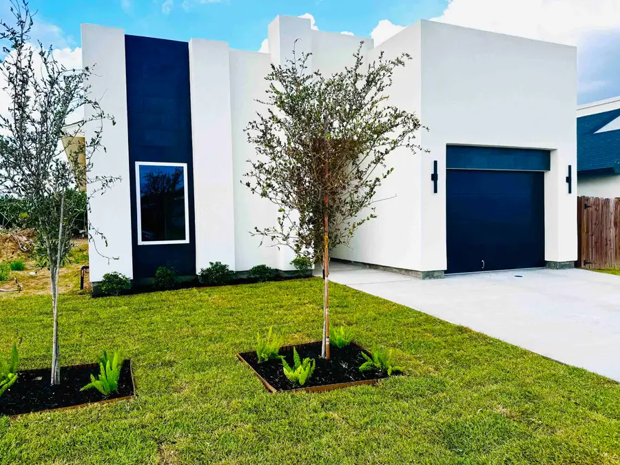 6706 El Jinete Dr., Laredo, TX 78046 - #3