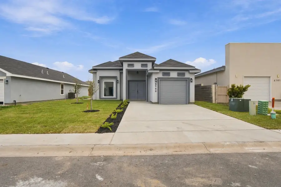 6703 El Jinete Dr., Laredo, TX 78046-8639 - #3