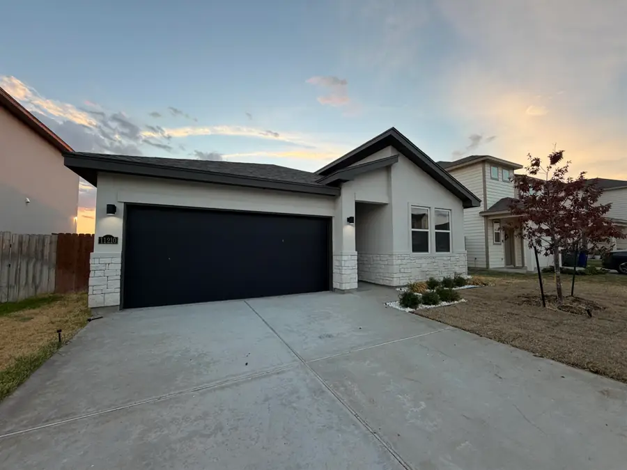 11210 Cantabria, Laredo, TX 78045 - #2
