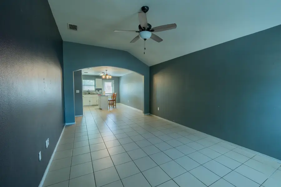 4404 Peacock St., Laredo, TX 78045 - #3