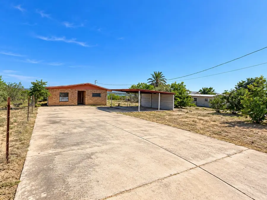 5203 Siesta Ln, Zapata, TX 78076 - #3