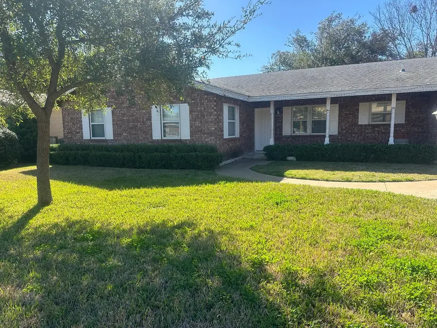 2315 Guerrero St, Laredo, TX 78043 - #2