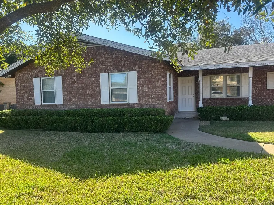 2315 Guerrero St, Laredo, TX 78043 - #3