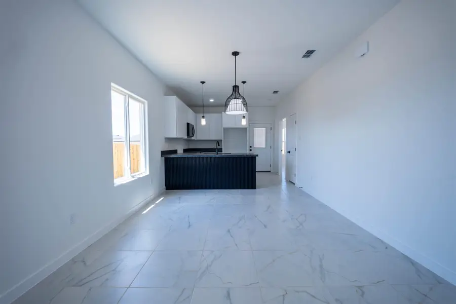 1632 Secretaria Ln., Laredo, TX 78041 - #2