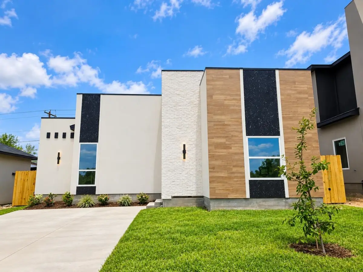 6108 Cherimoya Ln., Laredo, TX 78046 - #1