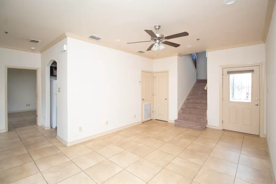 10510 Sandia Dr, Laredo, TX 78045 - #3