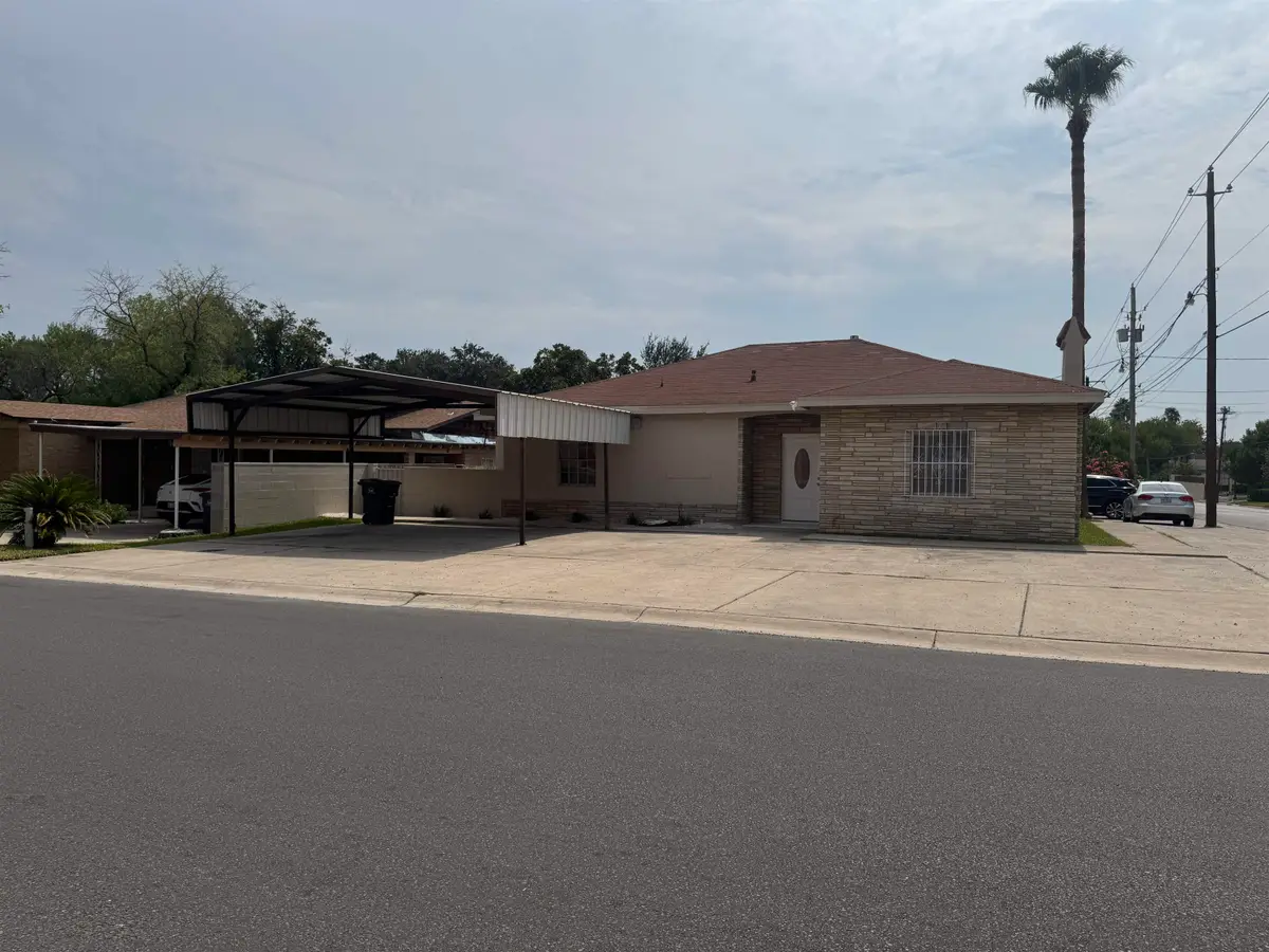 1501 Musser St, Laredo, TX 78040 - #1