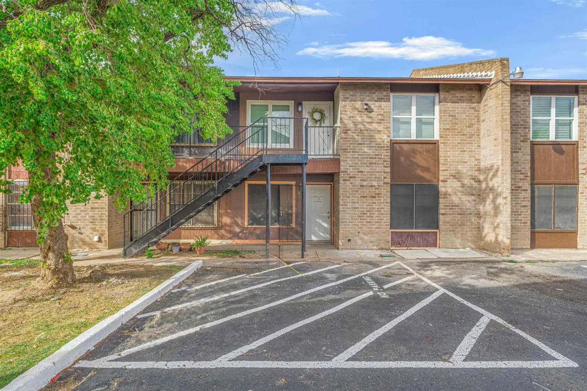 4902 Marcella Ave, Laredo, TX 78041 - #1