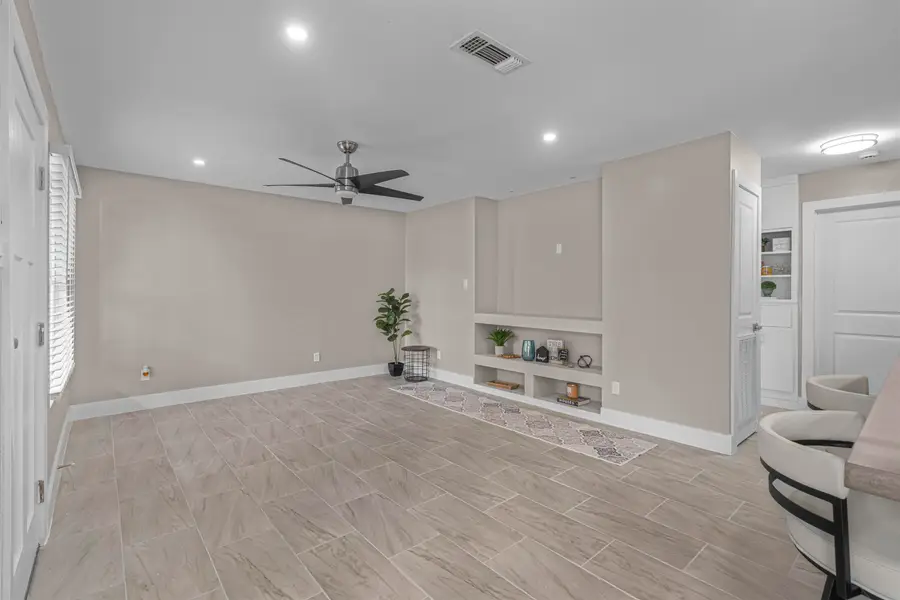 4902 Marcella Ave, Laredo, TX 78041 - #3