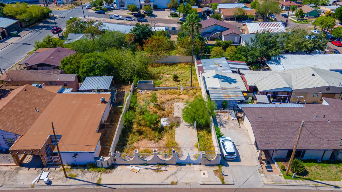 1710 McClelland Ave, Laredo, TX 78040 - #1