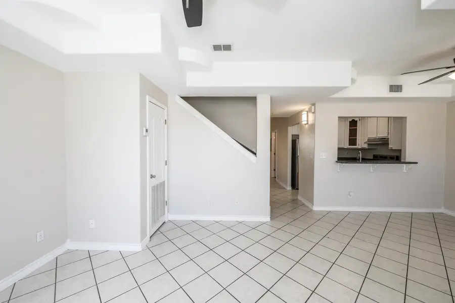 1000 Ranchway Dr, Laredo, TX 78045 - #3