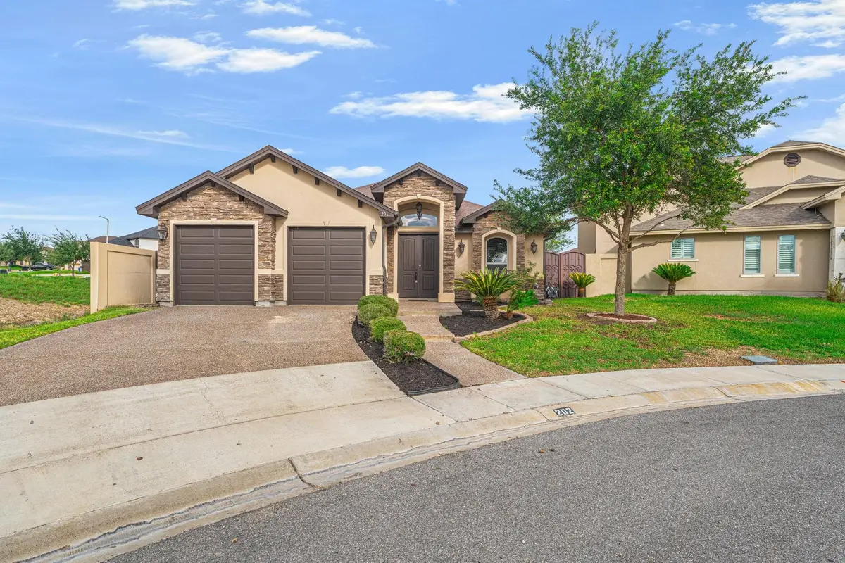 202 Butia Dr, Laredo, TX 78045 - #1