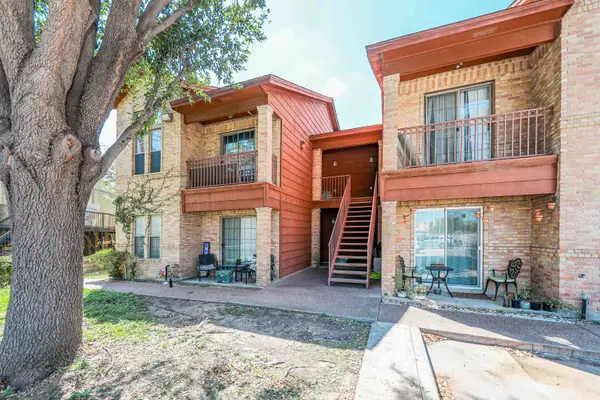 1752 Tiara Trl, Laredo, TX 78045