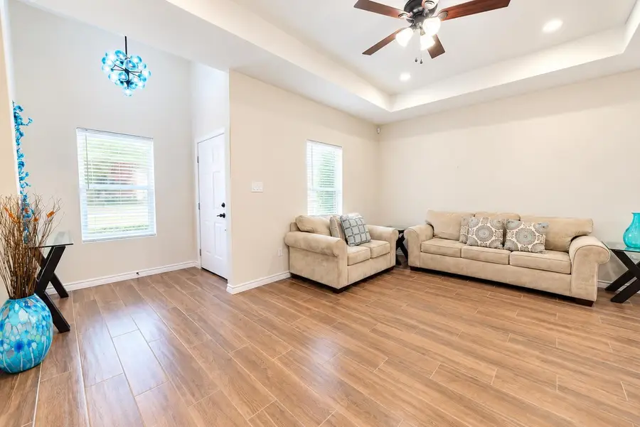 5703 St Elias Ln, Laredo, TX 78046 - #3