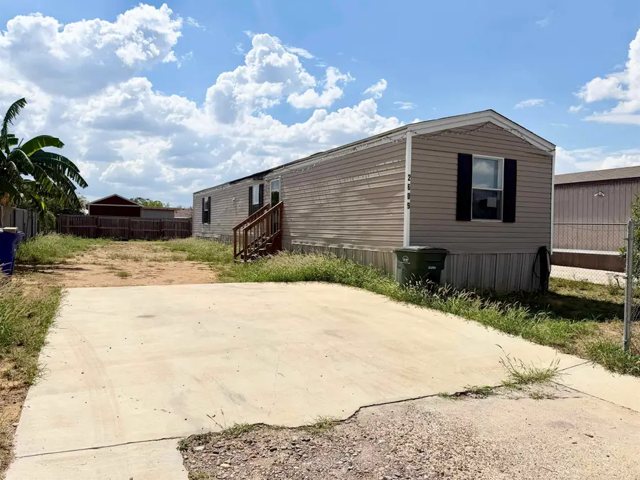 2609 Canelo Dr., Laredo, TX 78046 - #2