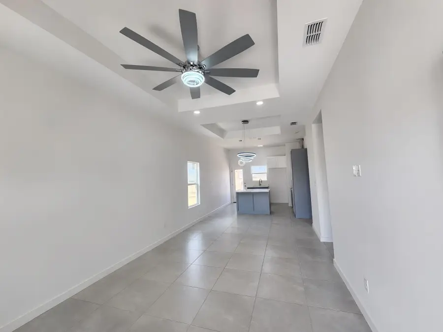 5208 Curuba Dr., Laredo, TX 78046 - #2