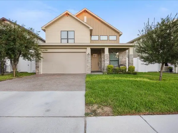 1227 Sambar Lp, Laredo, TX 78045
