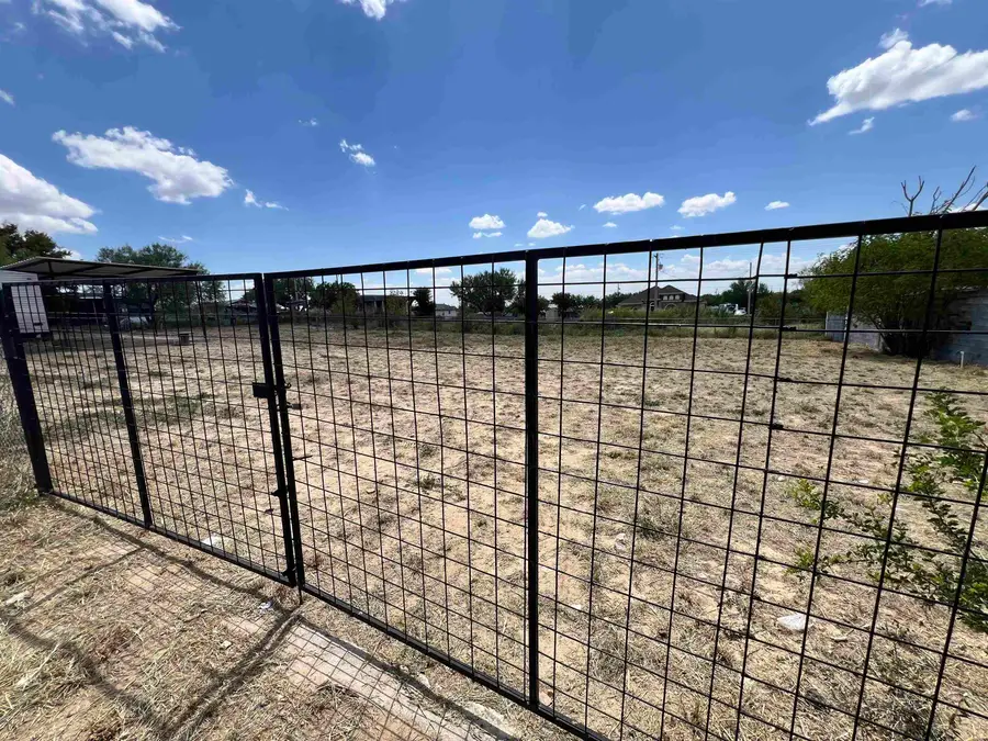 5311 Lopez Lane, Zapata, TX 78076 - #2