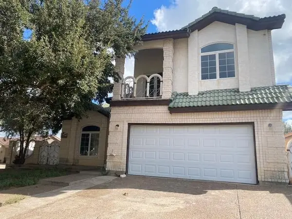 155 Knoll Ave, Laredo, TX 78045