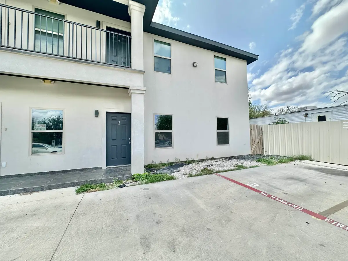 2705 Mauricio St, Laredo, TX 78041-0000 - #1