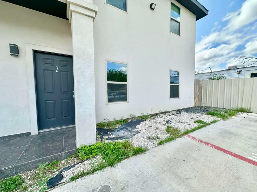 2705 Mauricio St, Laredo, TX 78041-0000 - #2