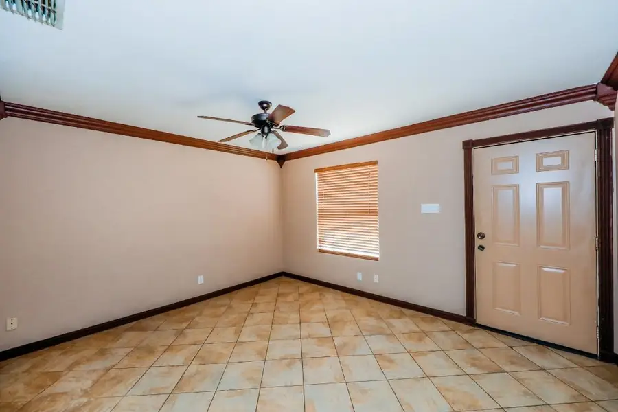 11811 Fawn Dr, Laredo, TX 78045 - #2