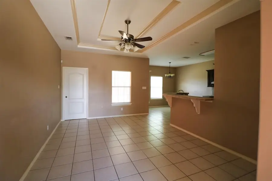 1514 Texoma St, Laredo, TX 78046 - #3