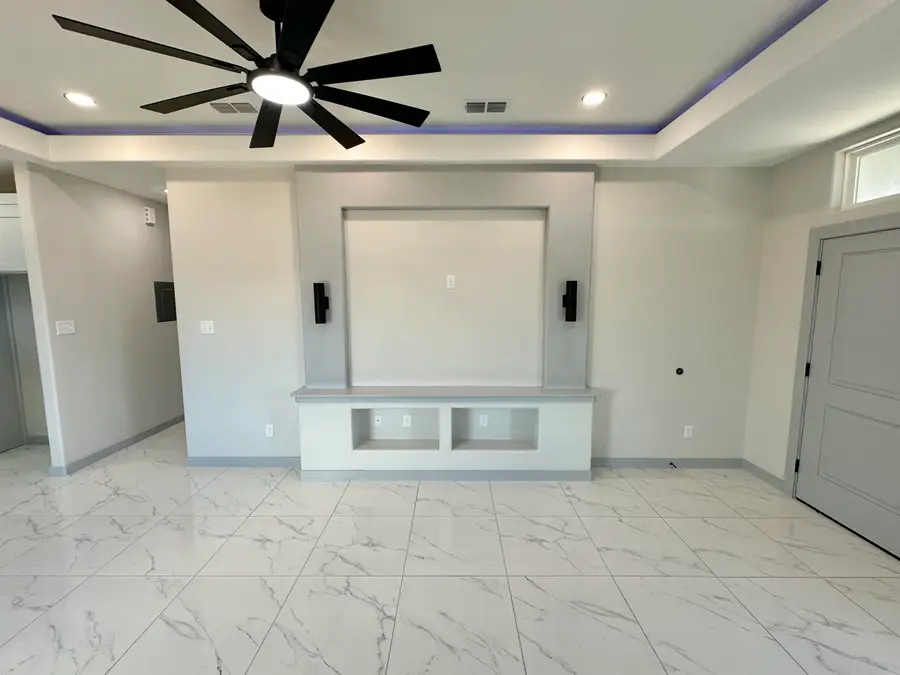 5003 Coyote St., Laredo, TX 78046 - #3