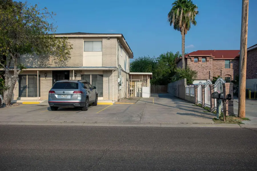 5009 San Francisco Ave, Laredo, TX 78045 - #2