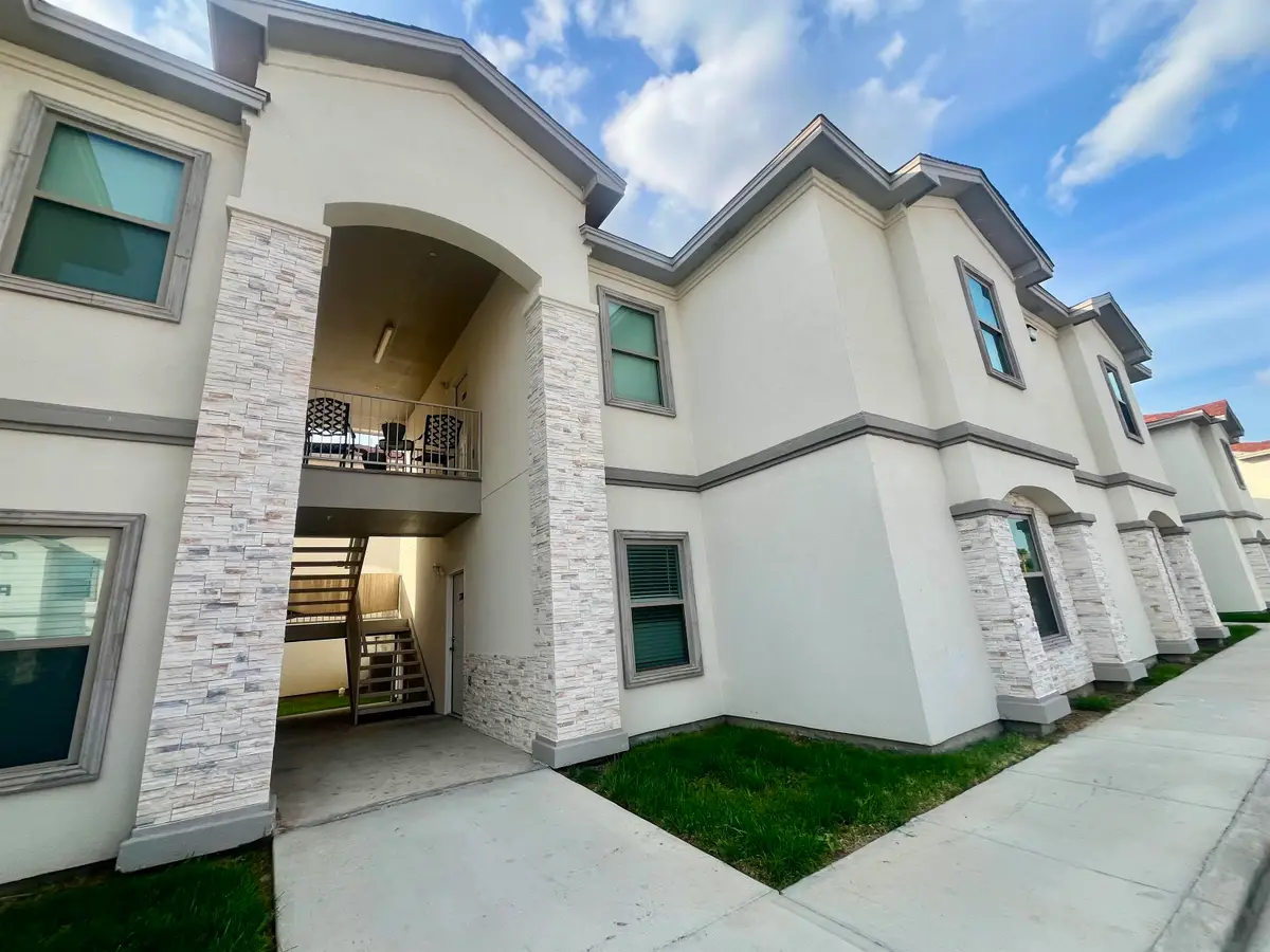 7615 Laguna Del Mar Ct, Laredo, TX 78041 - #1