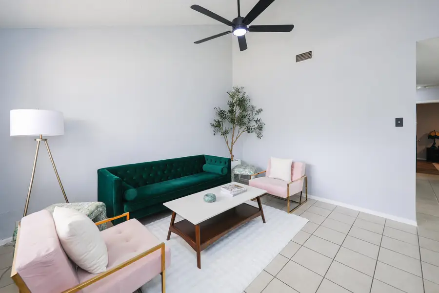 105 Hidden Ln, Laredo, TX 78041 - #2
