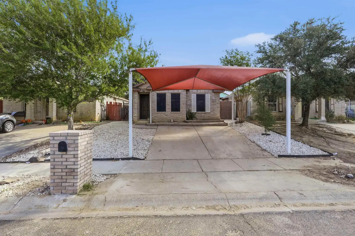 229 Ocean Dr, Laredo, TX 78040 - #1