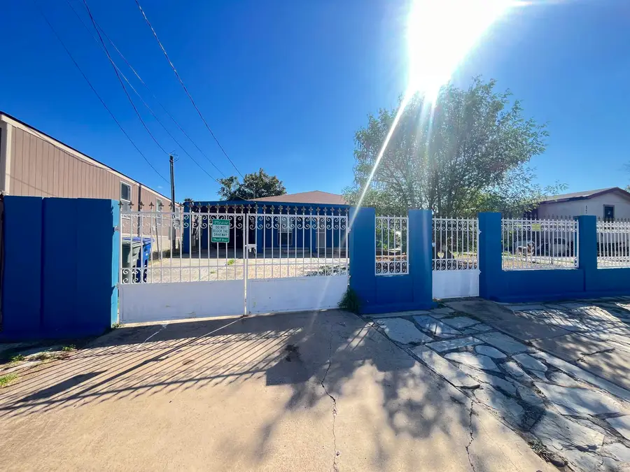 4545 La Brea Ln, Laredo, TX 78046 - #2