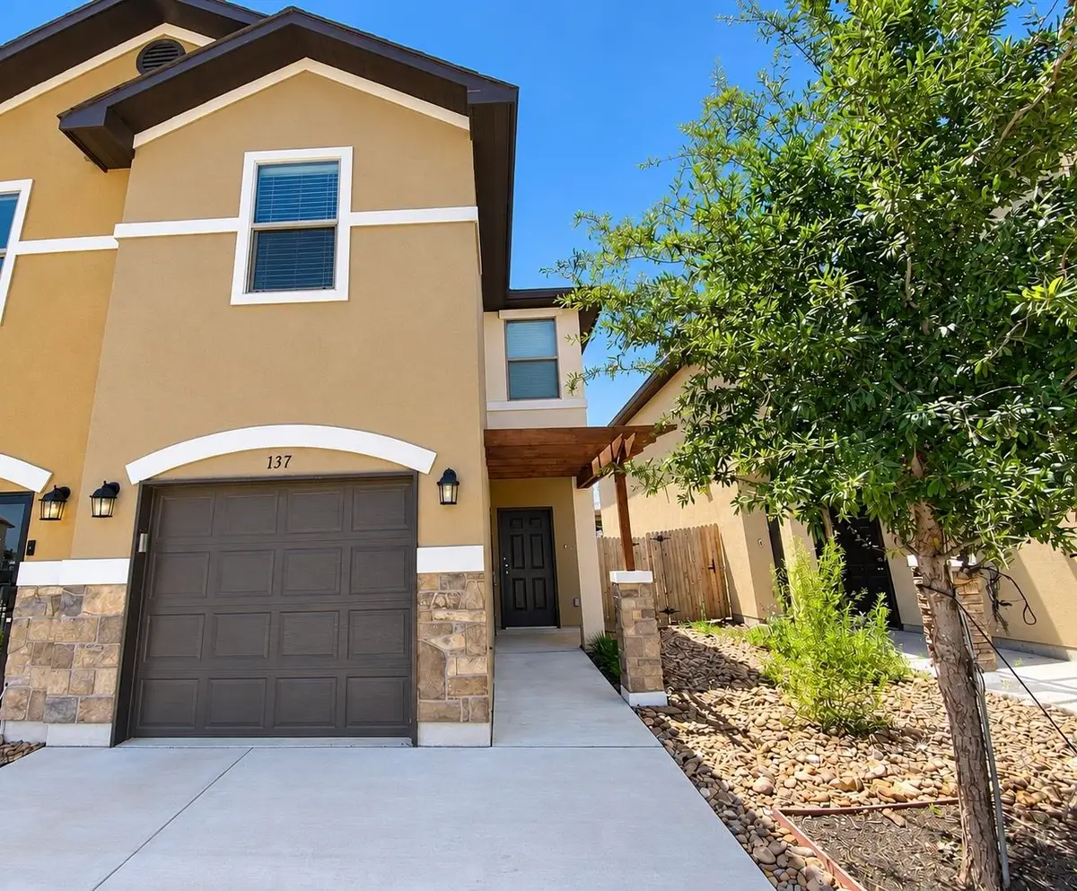 137 Niagara Dr., Laredo, TX 78045 - #1