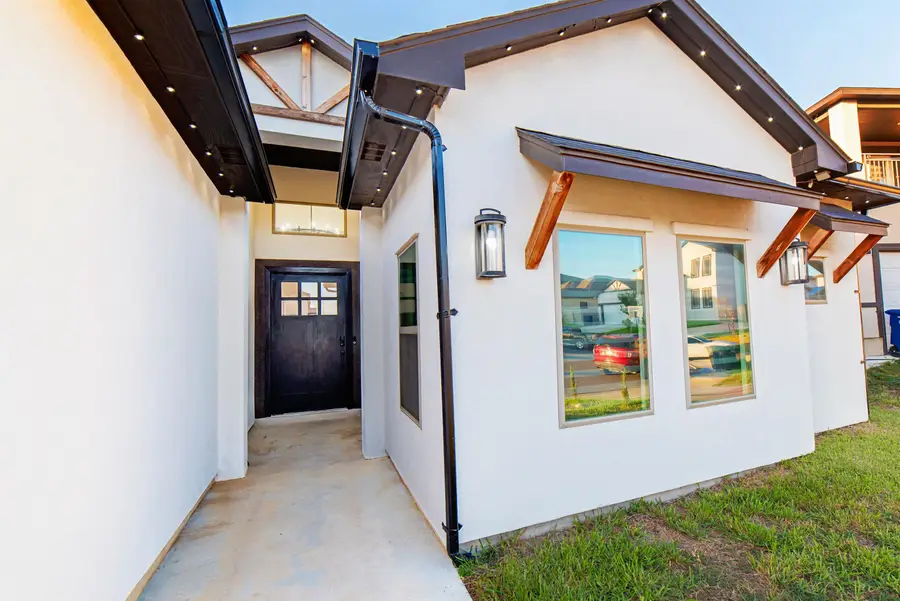 5410 Jersey Dr., Laredo, TX 78046 - #2