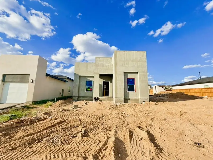 208 Lusitano Dr., Laredo, TX 78046-7804 - #3