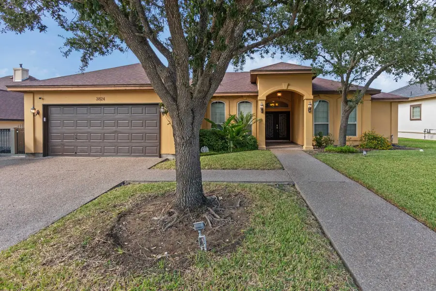 3824 Crestwind Dr, Laredo, TX 78045-8190 - #3