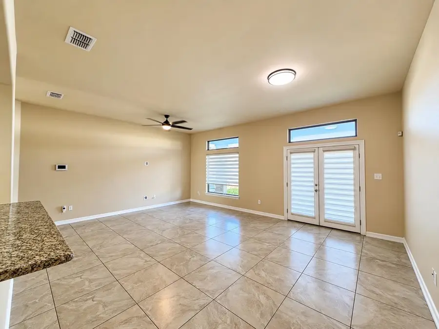 10515 Twilight Dr, Laredo, TX 78045 - #3