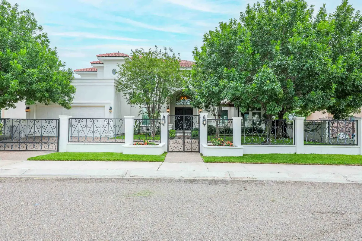 328 Lake Powell Dr, Laredo, TX 78041 - #1