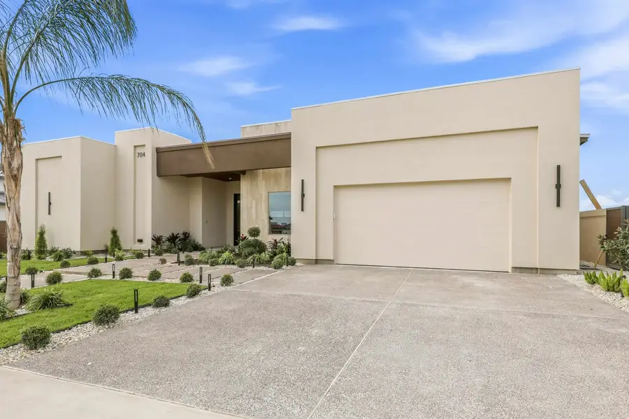 704 Ocio Dr., Laredo, TX 78045 - #2