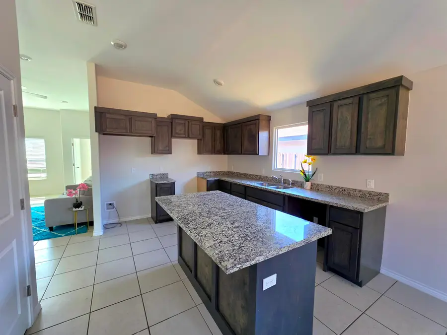 3018 Bluebell Ct., Laredo, TX 78046 - #3
