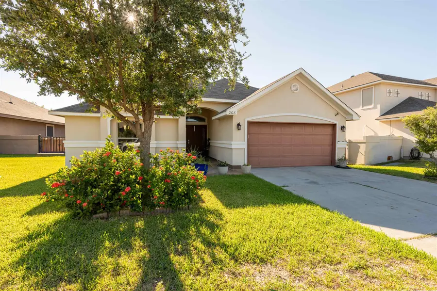 208 Chisos Oak Dr, Laredo, TX 78045 - #3